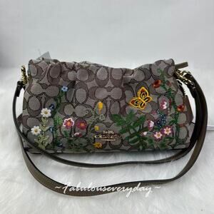 Coach Faye Shoulder Bag In Signature Jacquard With Floral Embroidery CDZ02 NWT